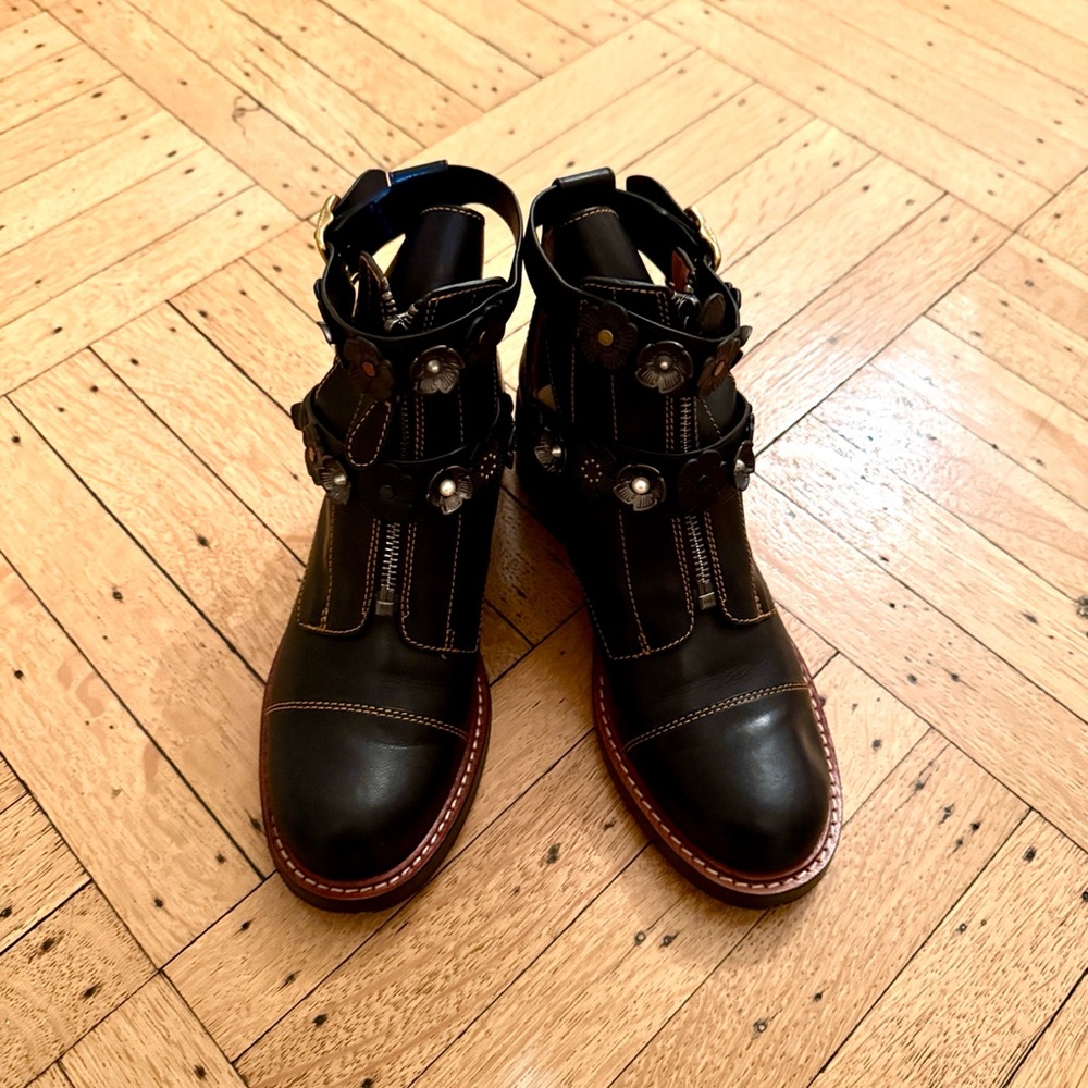 Coach booties dark brown with flowers and buckles